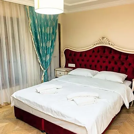 Mirapartotel فندق