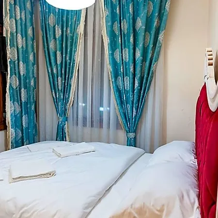 Mirapartotel فندق